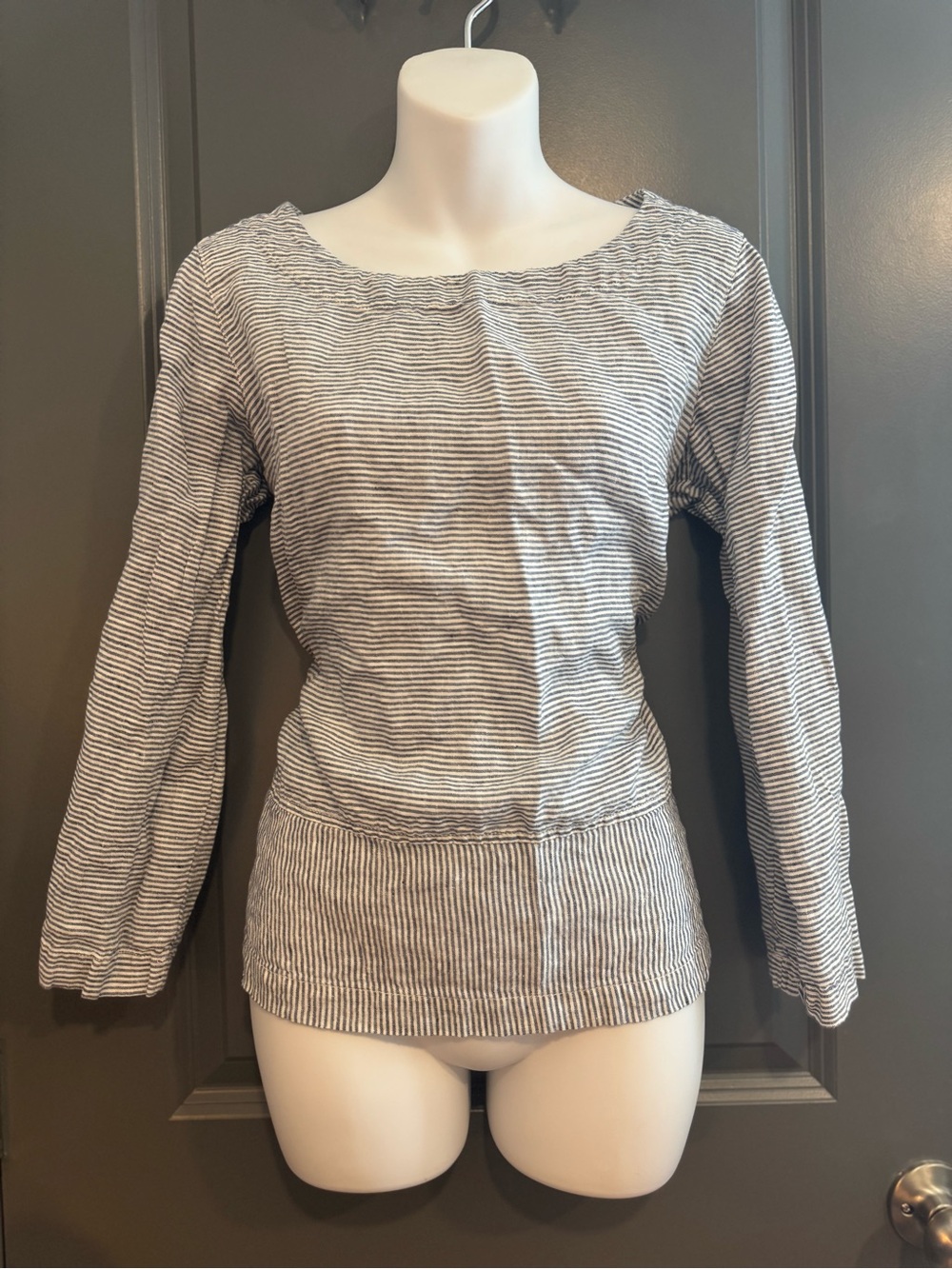 Tahari Gray and White Striped Long-Sleeve Scoop Neck Top